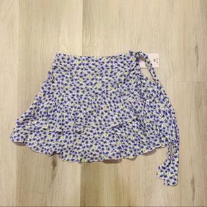 Forever 21 Cute Floral Skirt